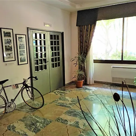 Hotel Grazia Deledda 4*