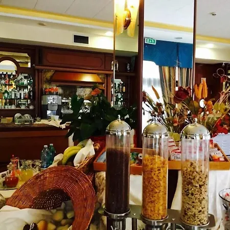 Grazia Deledda Hotel 4*