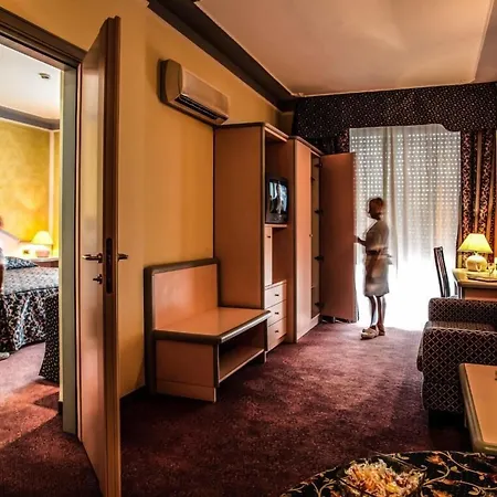 فندق Grazia Deledda 4*