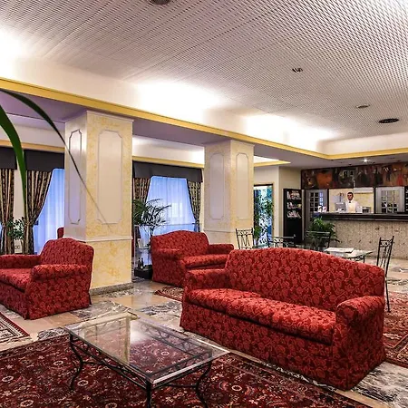 Отель Grazia Deledda 4*