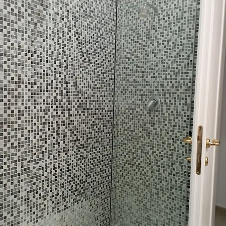 Ξενοδοχείο Grazia Deledda 4*