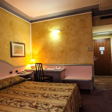 ホテル Grazia Deledda